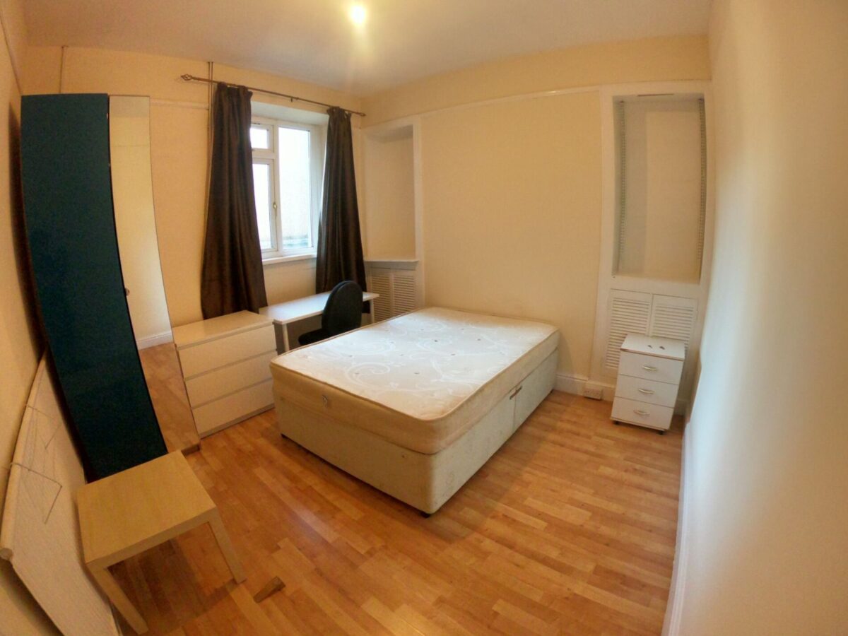 6 BED - 19 King Edward Road, Brynmill, Swansea, SA1 4LL