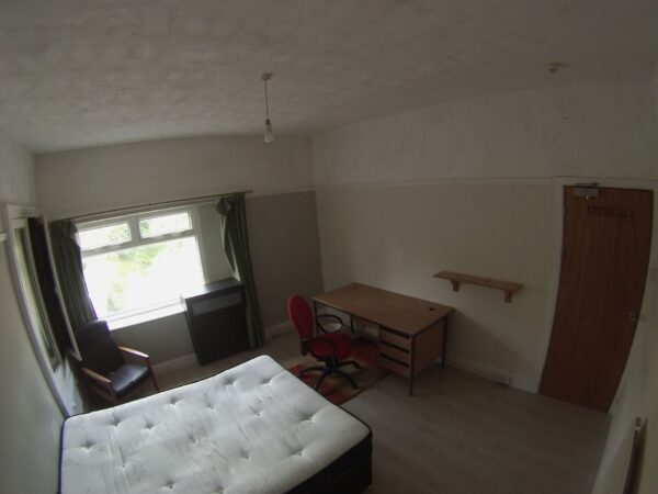 8 BED - 84 Bryn Road, Brynmill, Swansea, SA2 0AS