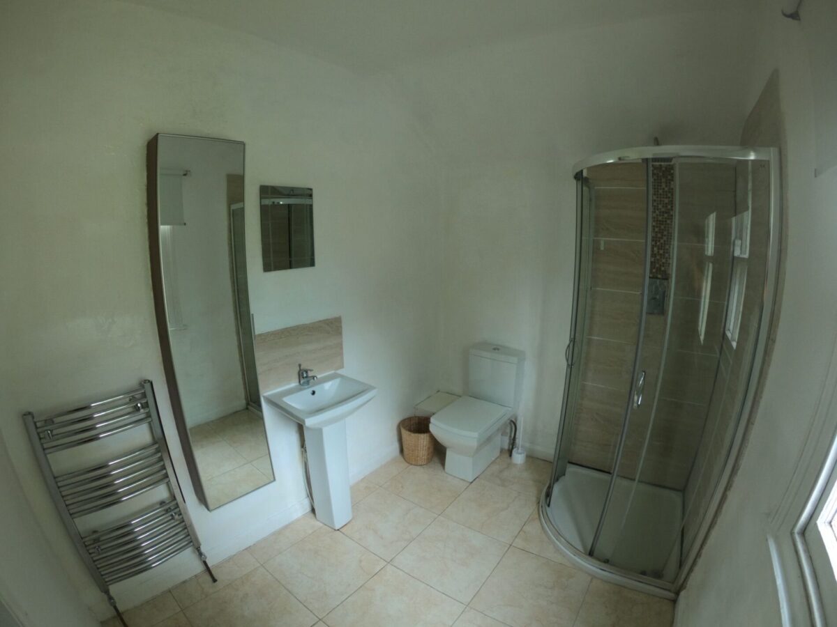 2 BED - 92 Bryn Road, Brynmill, Swansea, SA2 0AS