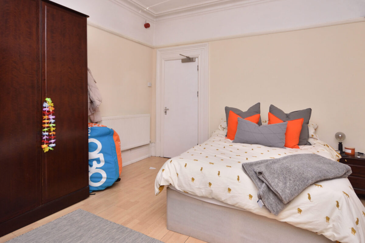 7 BED - 6 Glanmor Road, Uplands, Swansea, SA2 0PT