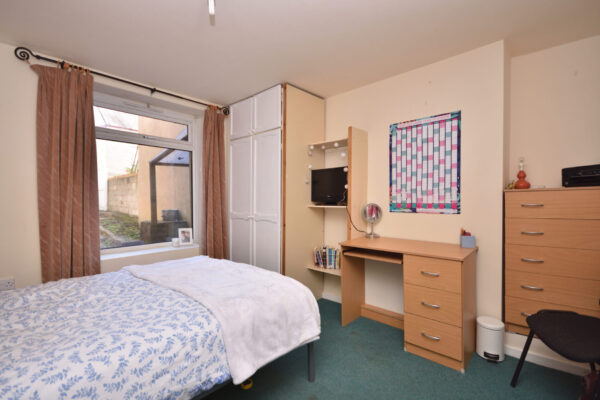 6 BED - 51 King Edward Road, Brynmill, Swansea, SA1 4LN