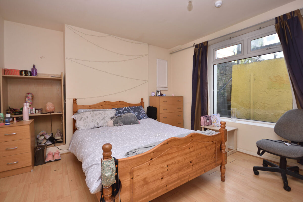 6 BED - 51 King Edward Road, Brynmill, Swansea, SA1 4LN