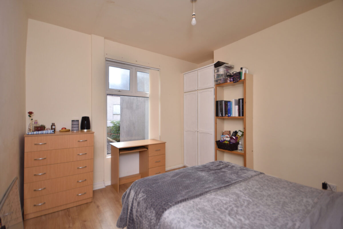 6 BED - 51 King Edward Road, Brynmill, Swansea, SA1 4LN