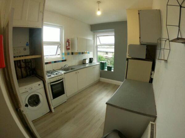 4 BED - 67A Brynymor Road, Uplands, Swansea, SA1 4JH