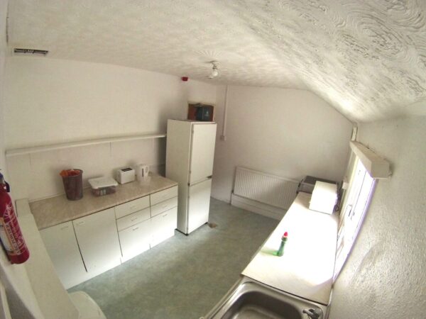 2 BED - 92 Bryn Road, Brynmill, Swansea, SA2 0AS