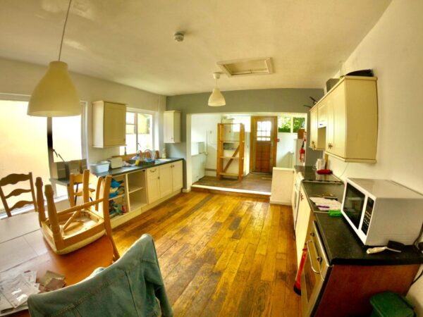 8 BED - 86 Bryn Road, Brynmill, Swansea, SA2 0AS