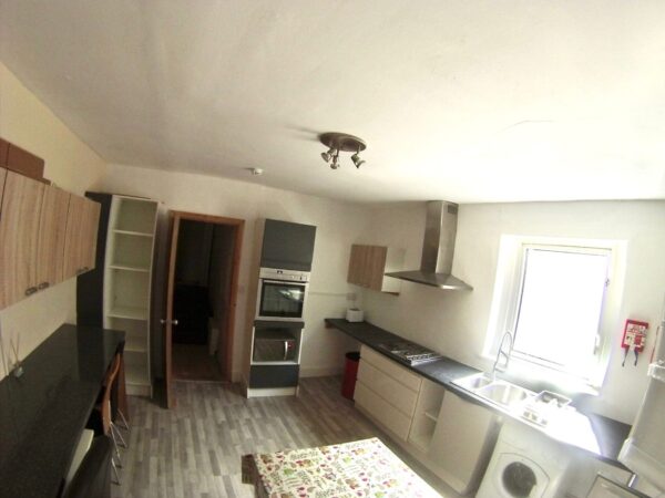 8 BED - 84 Bryn Road, Brynmill, Swansea, SA2 0AS