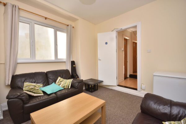 7 BED - 6 Glanmor Road, Uplands, Swansea, SA2 0PT