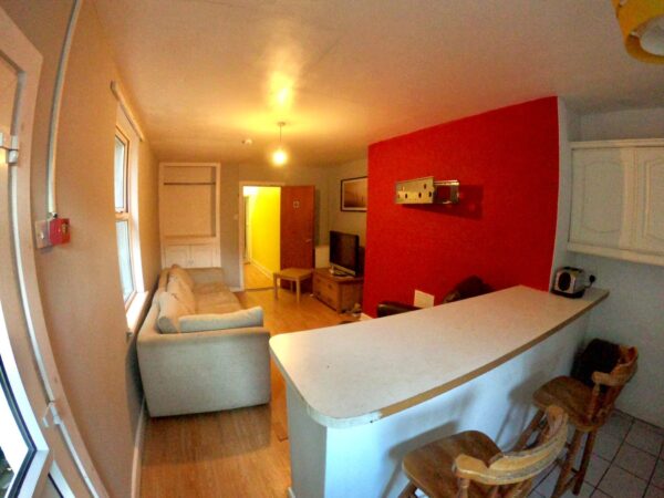 6 Bed -10 Eaton Crescent, Uplands, Swansea, SA1 4QJ