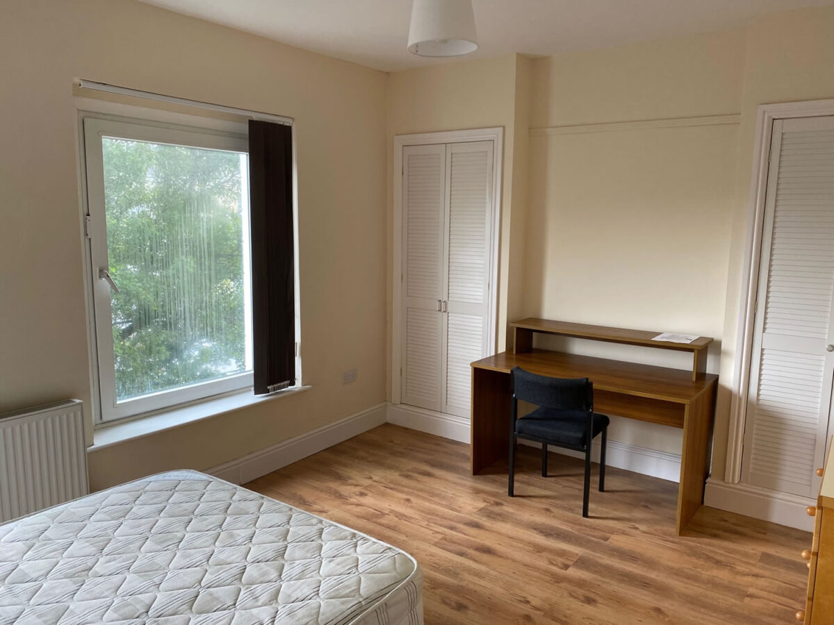 6 BED - 10 Alexandra Terrace, Brynmill, Swansea, SA2 0DU