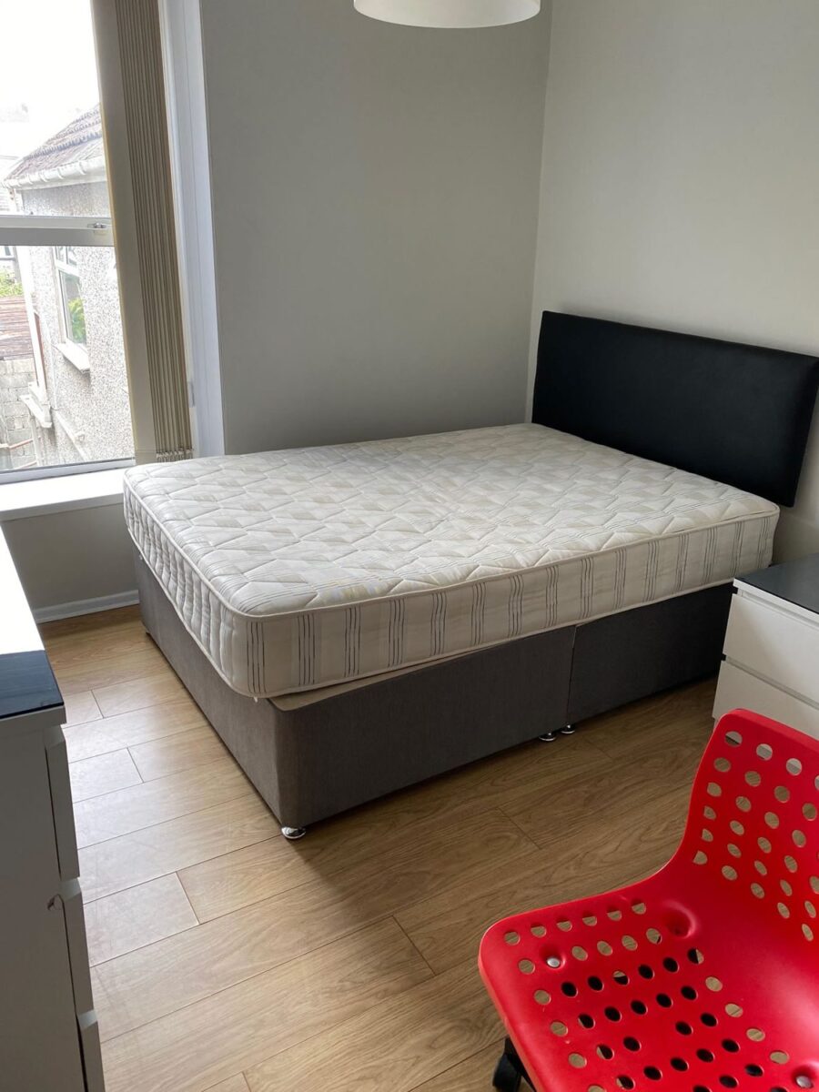 3 BED FLAT - 3 Finsbury Terrace, Brynmill, Swansea, SA2 0AH