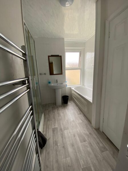 5 BED - 57 King Edward Road, Brynmill, Swansea, SA1 4LU