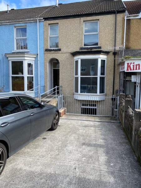 5 BED - 57 King Edward Road, Brynmill, Swansea, SA1 4LU