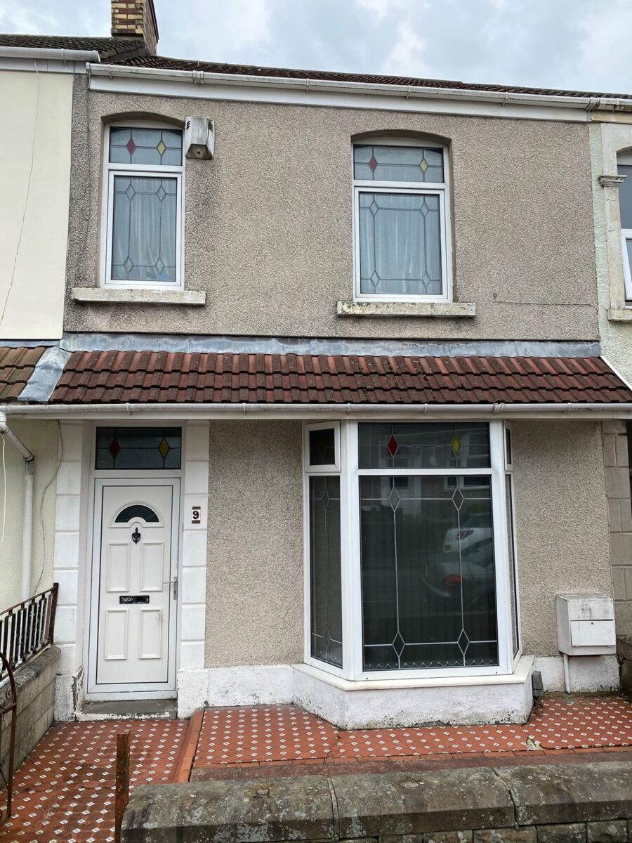 5 BED - 9 Penbryn Terrace, Brynmill, Swansea, SA2 0DA