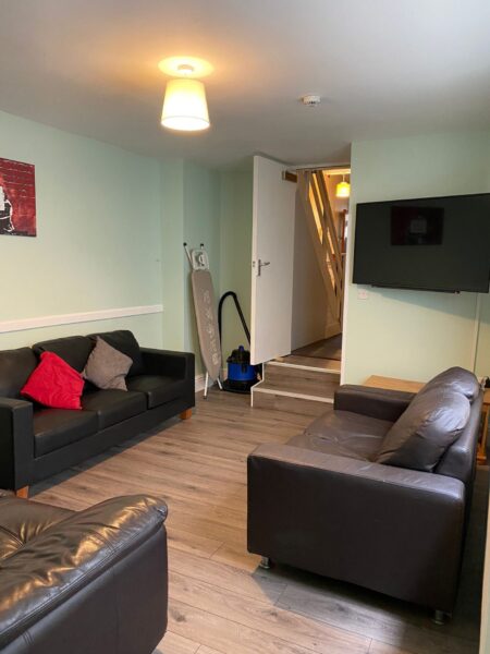 6 BED - 10 Alexandra Terrace, Brynmill, Swansea, SA2 0DU