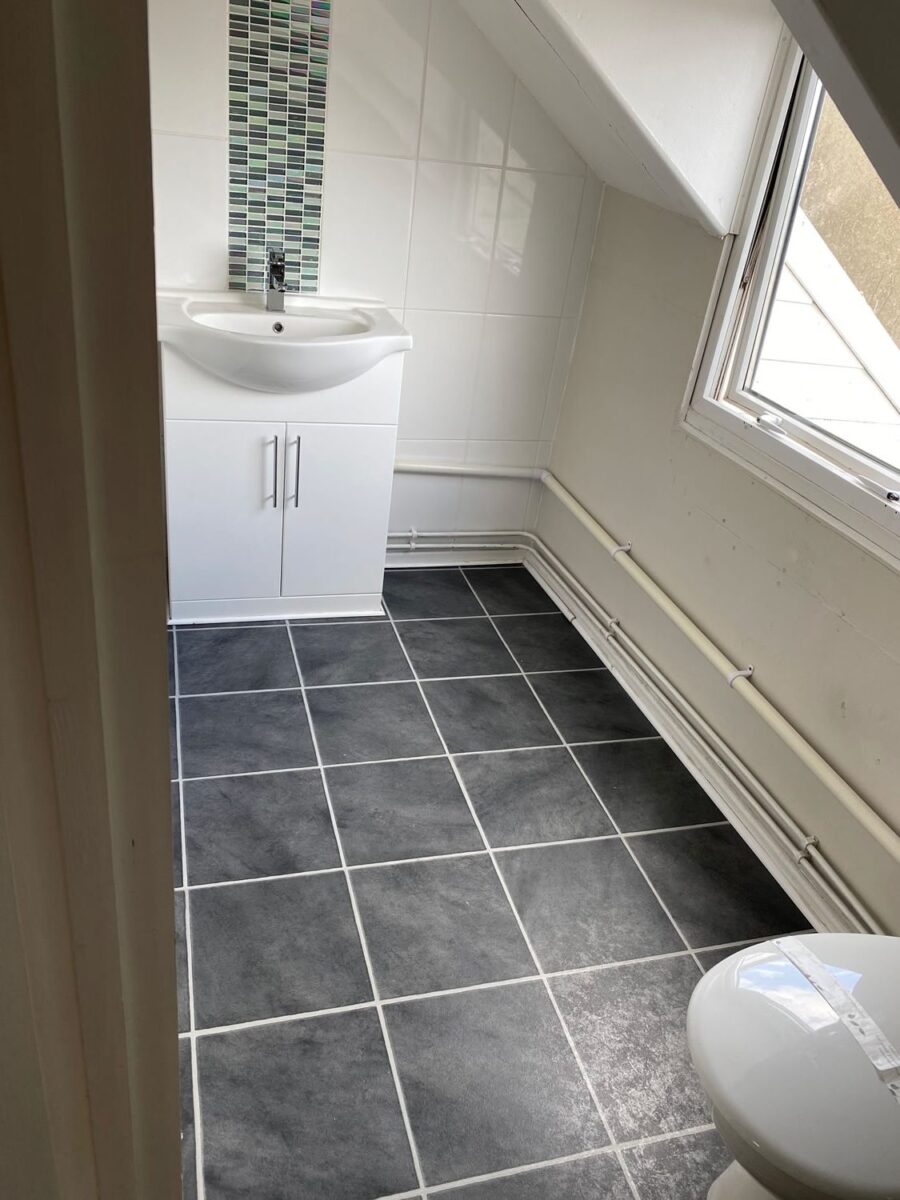 3 BED FLAT - 3 Finsbury Terrace, Brynmill, Swansea, SA2 0AH