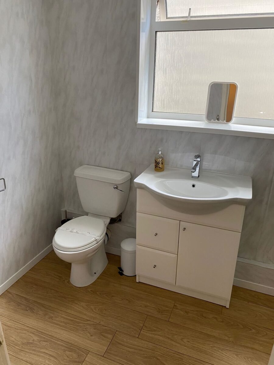 3 BED FLAT - 3 Finsbury Terrace, Brynmill, Swansea, SA2 0AH