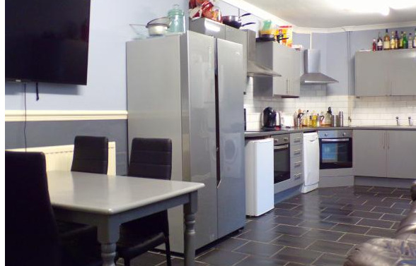 8 BED - 38 Mansel Street, City Centre, Swansea, SA1 5SQ