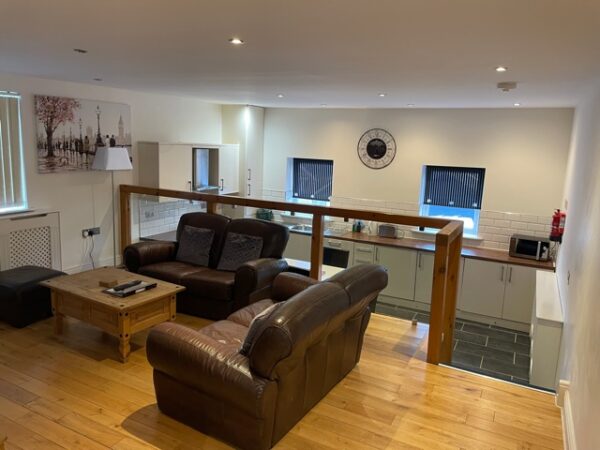 Flat B, 9 Sketty Road, Uplands, Swansea, SA2 0EU