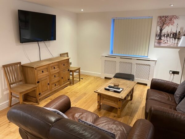 Flat B, 9 Sketty Road, Uplands, Swansea, SA2 0EU