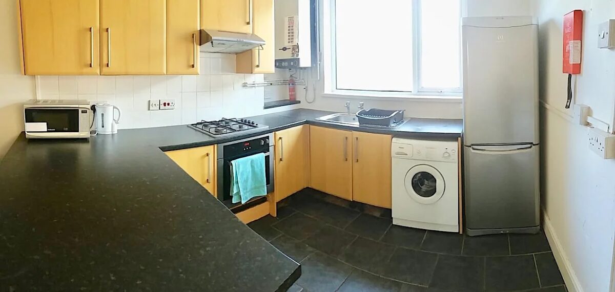 5 Richardson Road, Brynmill, Swansea, SA1 3TQ