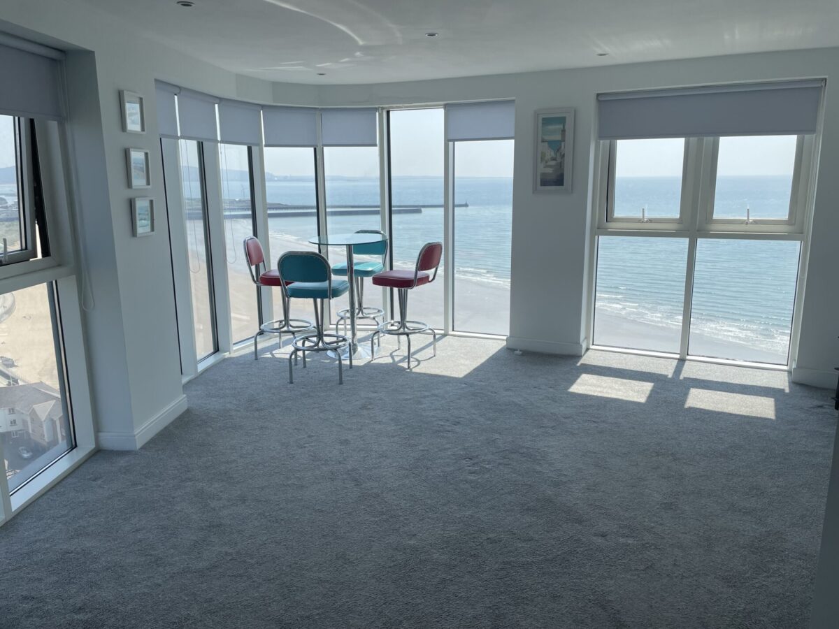 2 BED APARTMENT - 112 Meridian Tower, City Centre, Swansea, SA1 1JW