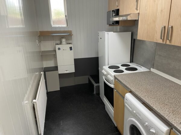 FLAT 2 - 10 Brynmill Crescent, Brynmill, Swansea, SA2 0AL