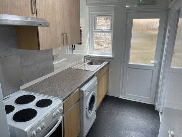 FLAT 2 - 10 Brynmill Crescent, Brynmill, Swansea, SA2 0AL
