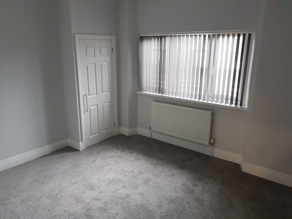 7 BED - 145 King Edward Road, Brynmill, Swansea, SA1 4LW