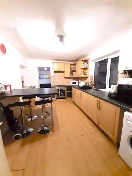 4 BED - 57 Cromwell Street, Mount Pleasant, Swansea, SA1 6EY