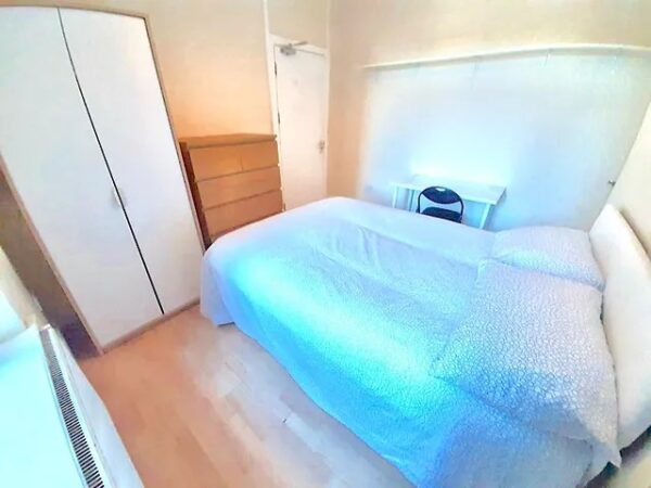 4 BED - 97 Rhondda Street, Mount Pleasant, Swansea, SA1 6ET