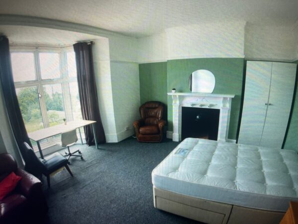 7 BED - 78 Bryn Road, Brynmill, Swansea, SA2 0AS
