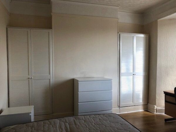 5 BED - 18 Malvern Terrace, Brynmill, Swansea, SA2 OBE
