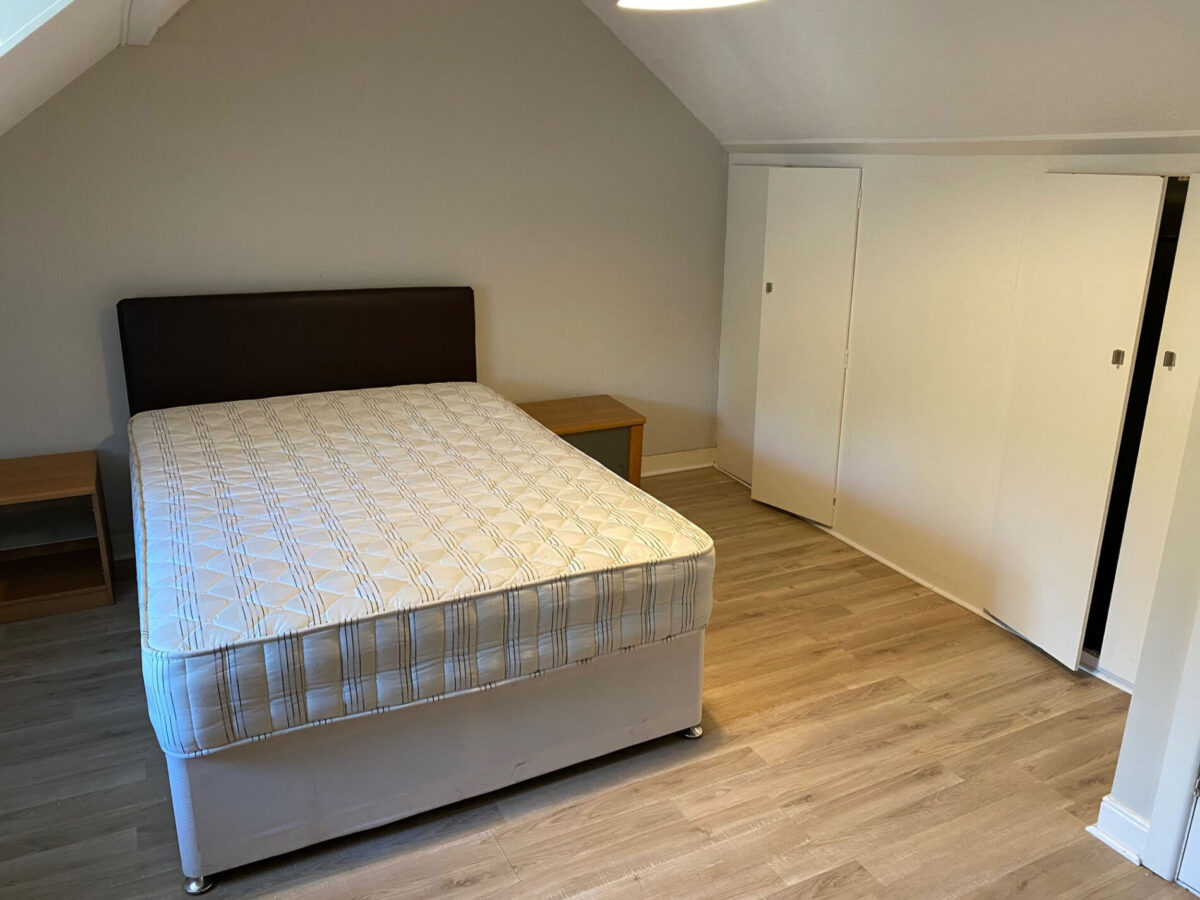 5 BED - 170 St Helens Avenue, Brynmill, Swansea, SA1 4QN