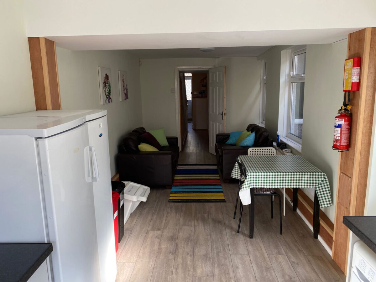 5 BED - 170 St Helens Avenue, Brynmill, Swansea, SA1 4QN