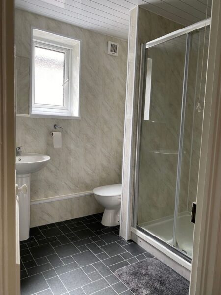 5 BED - 28 Alexandra Terrace, Brynmill, Swansea, SA2 0DU