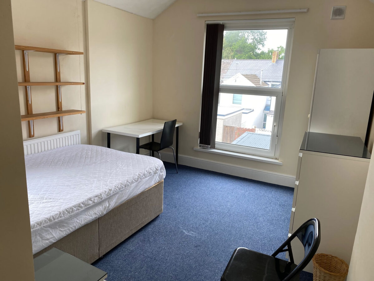 5 BED - 28 Alexandra Terrace, Brynmill, Swansea, SA2 0DU