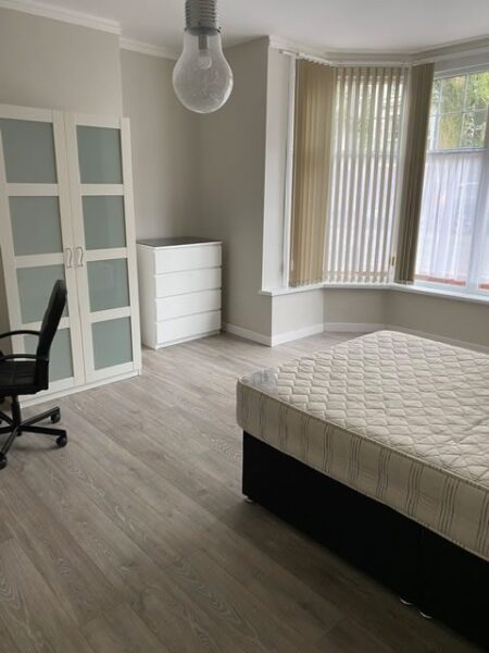 6 BED - 31 Beechwood Road, Uplands, Swansea, SA2 0JD