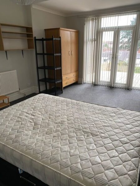 6 BED - 31 Beechwood Road, Uplands, Swansea, SA2 0JD