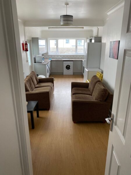 5 BED - 32 Alexandra Terrace, Brynmill, Swansea, SA2 0DU