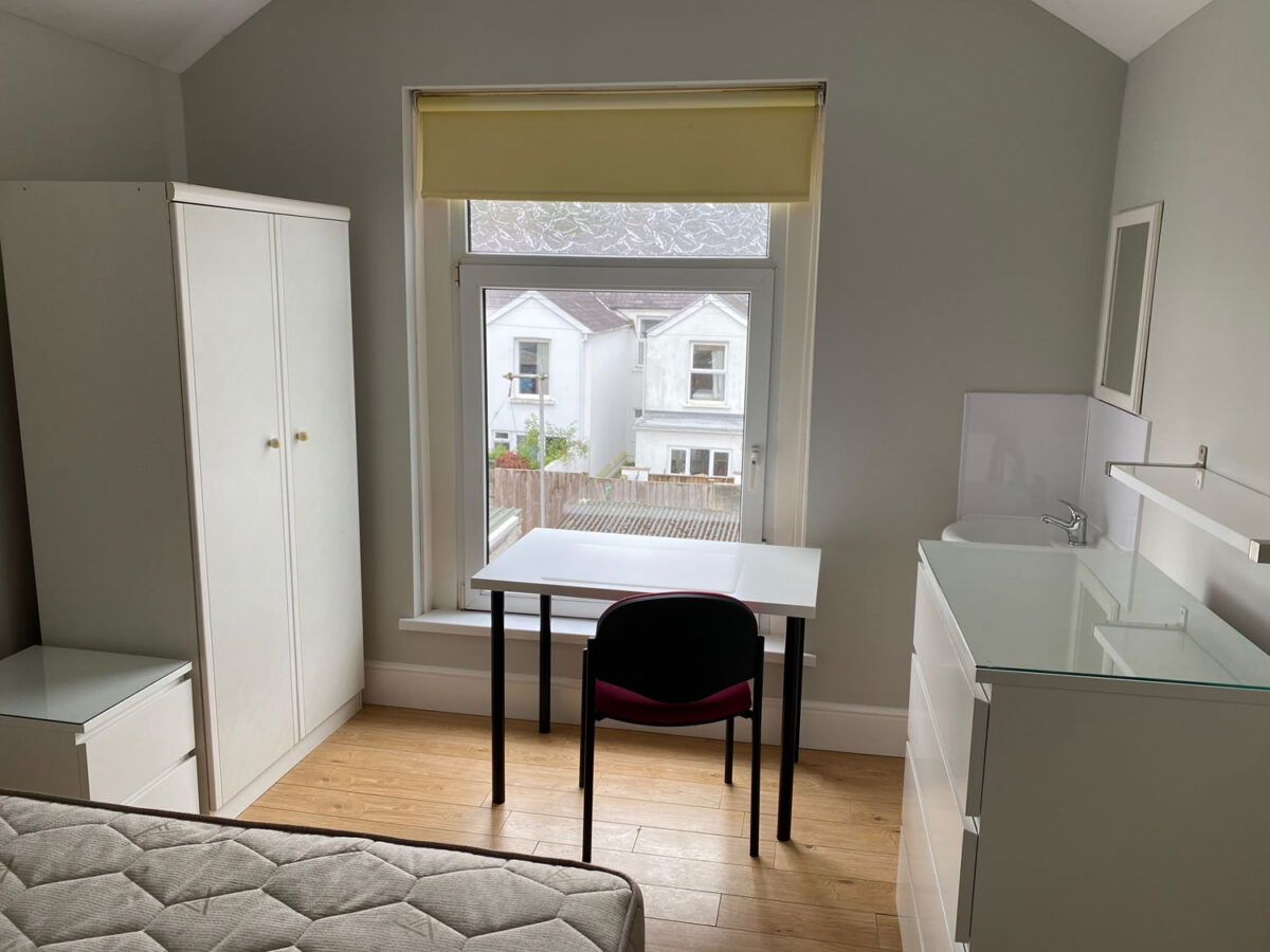 5 BED - 32 Alexandra Terrace, Brynmill, Swansea, SA2 0DU
