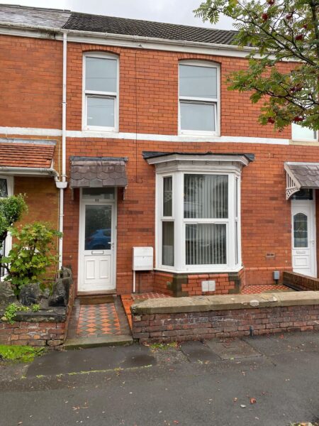 5 BED - 35 Alexandra Terrace, Brynmill, Swansea, SA2 0DU