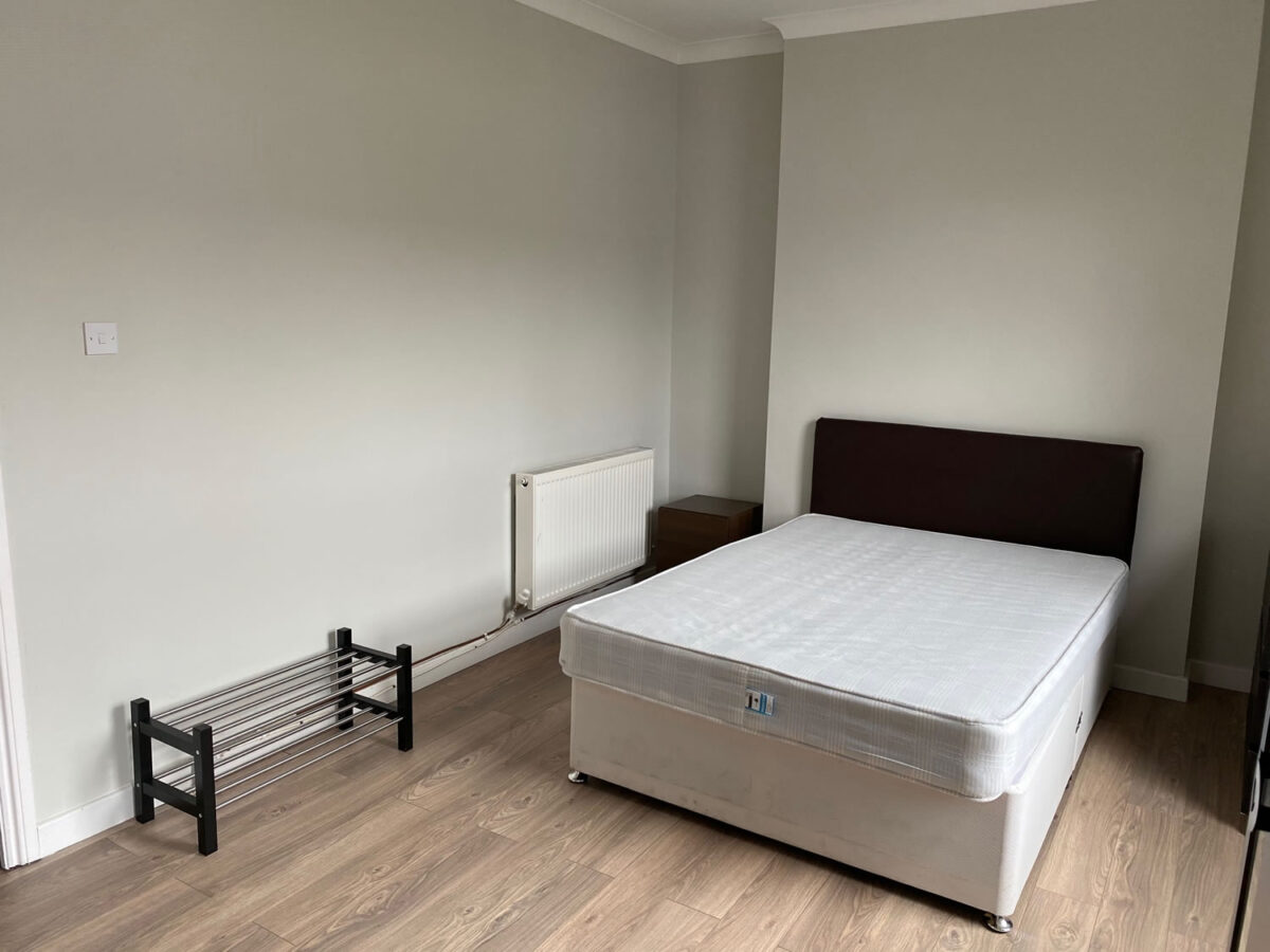 5 BED - 35 Alexandra Terrace, Brynmill, Swansea, SA2 0DU