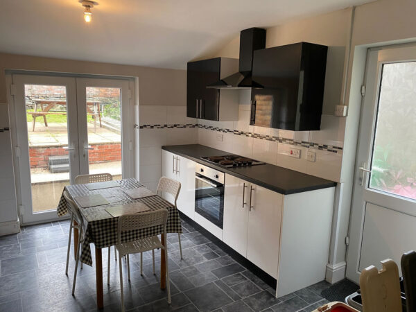 5 BED - 35 Alexandra Terrace, Brynmill, Swansea, SA2 0DU