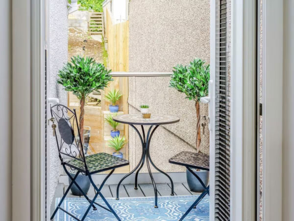 2 BED - 472 Mumbles Road, Mumbles, Swansea, SA3 4DW