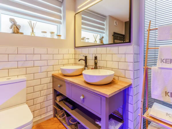 2 BED - 472 Mumbles Road, Mumbles, Swansea, SA3 4DW