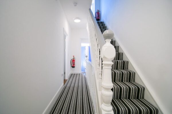 6 BED - 94 St Helens Road, Swansea, SA1 3UW