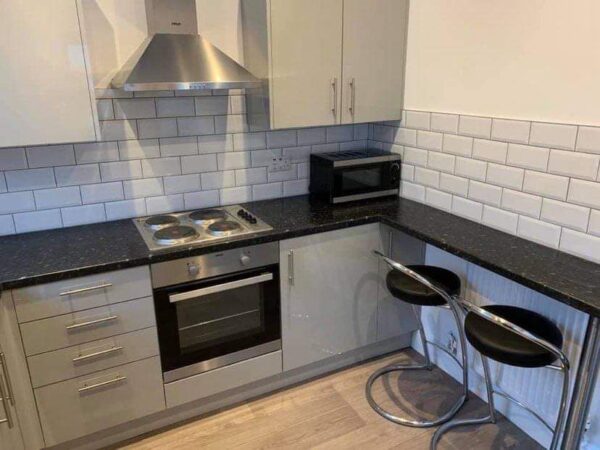 4 BED - 44 Park Place, Brynmill, Swansea, SA2 0DJ