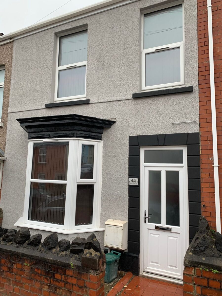 4 BED - 44 Park Place, Brynmill, Swansea, SA2 0DJ