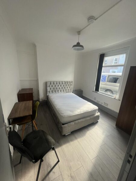 4 BED - 56 Cambridge Street, Uplands, Swansea, SA2 0NB